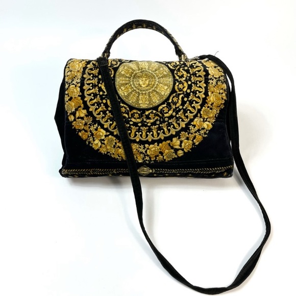 Versace Iconic 1990s Purse Velvet material - Picture 5 of 12